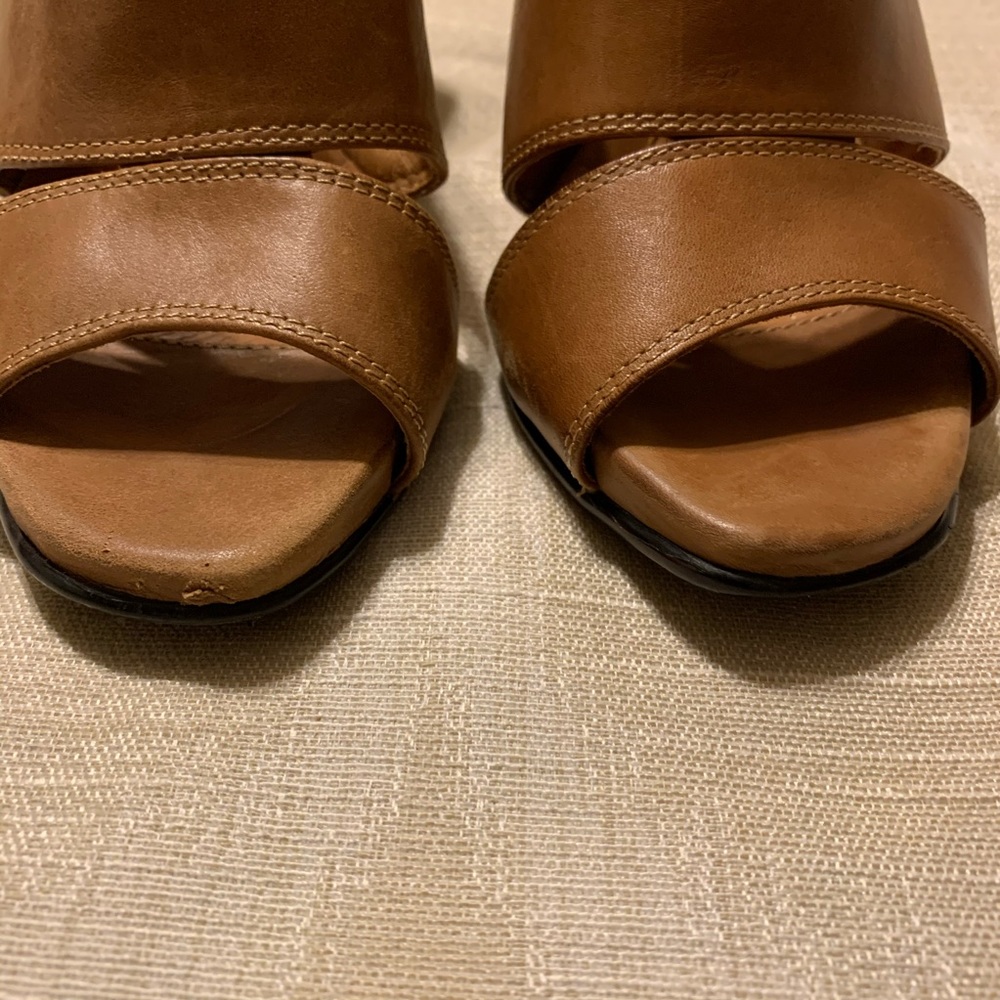 Sofft dark tan leather sandals, size 6, 3.25” heel - Picture 14 of 15